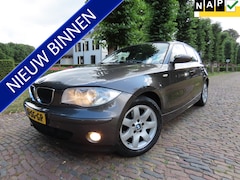 BMW 1-serie - 118i High Executive Automaat Leer Airco Cruisecontrol Bleutooth/Carplay 5 Drs Lm Velgen*Ap