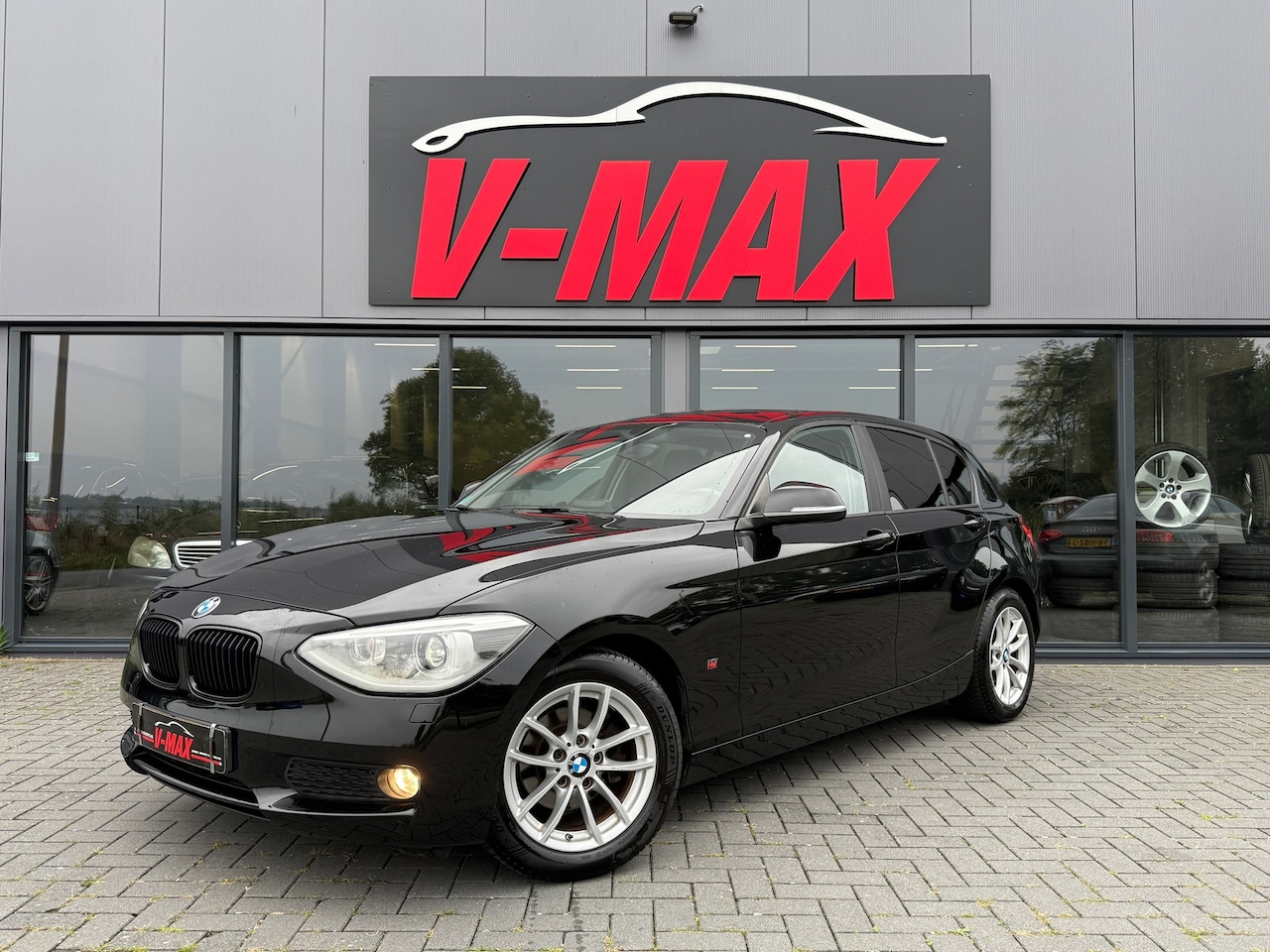 BMW 1-serie - 116i Executive Edit. Leder Xenon Pdc Stoelverw Cruise - AutoWereld.nl