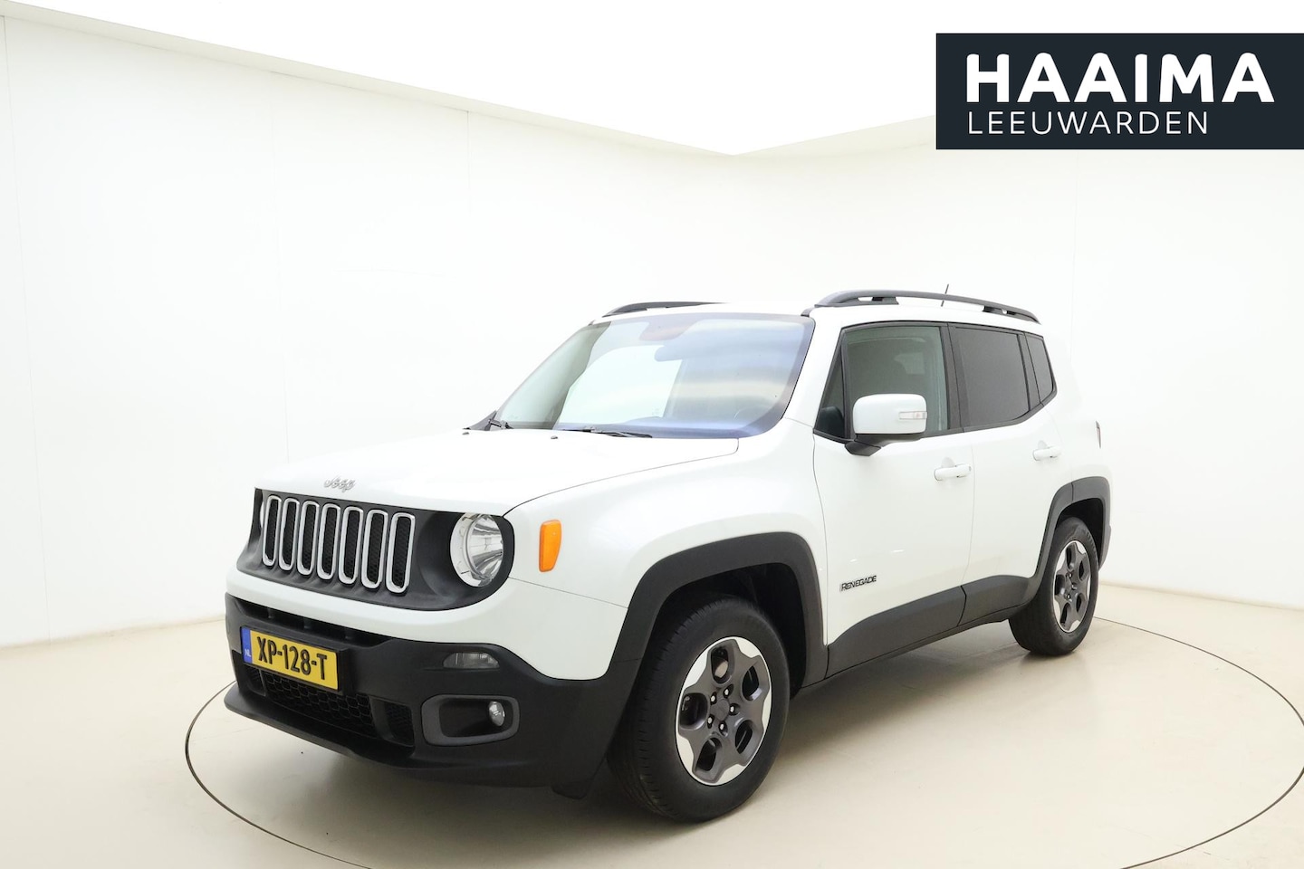 Jeep Renegade - 1.6 E-Torq Longitude 110pk | Airco | Cruise Control | Audio | Lichtmetalen Velgen | Blueto - AutoWereld.nl