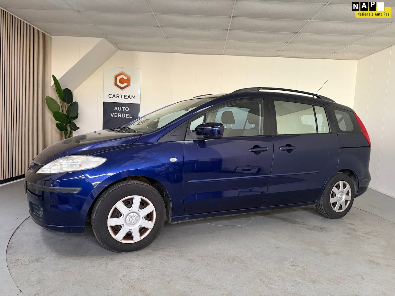 Mazda 5 - 1.8 Touring Airco, Navigatie, 7 persoons, Trekhaak - AutoWereld.nl