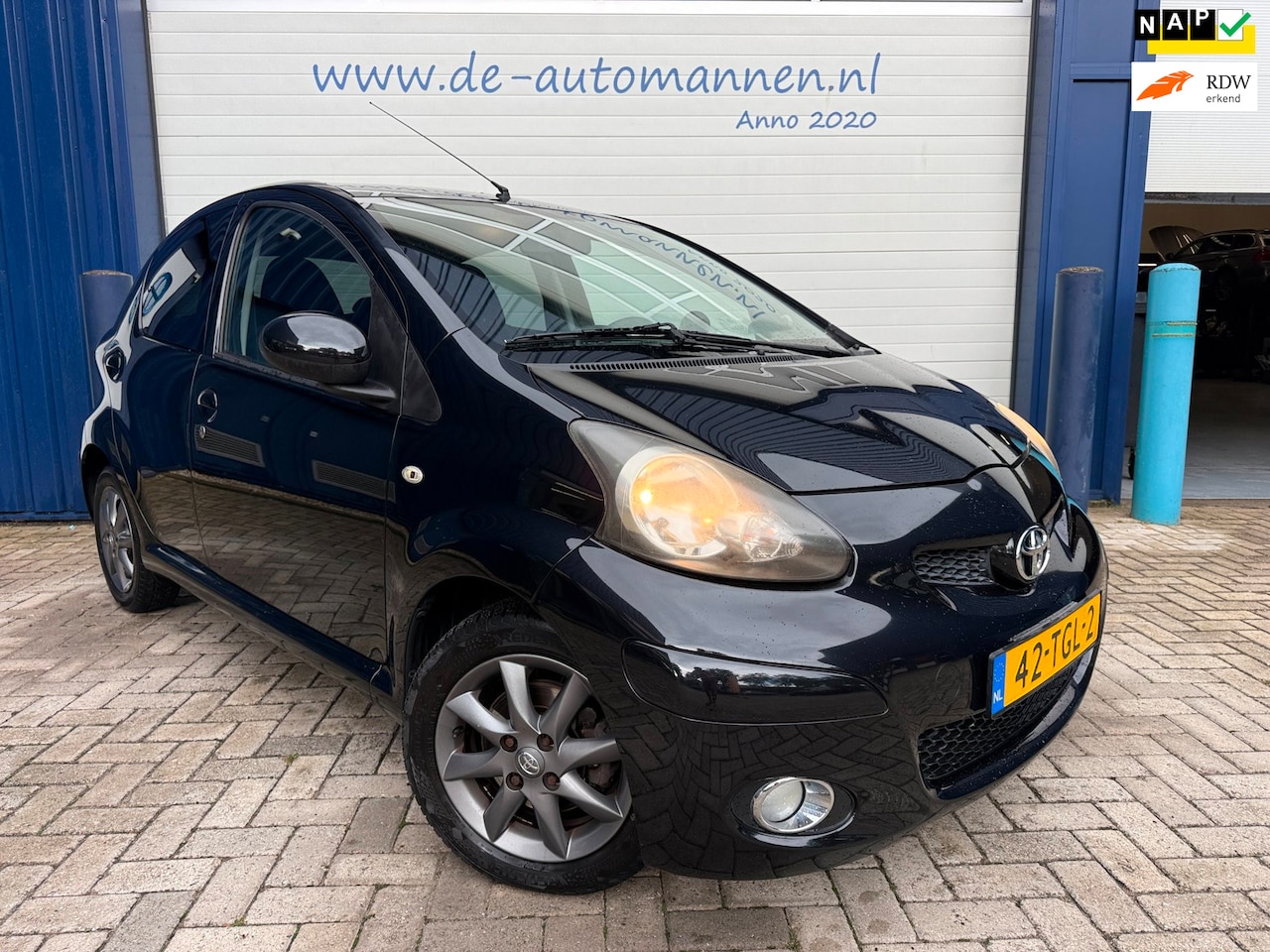 Toyota Aygo - 1.0-12V Dynamic Navigator AUTOMAAT 5-drs / AIRCO / TOMTOM NAVI - AutoWereld.nl