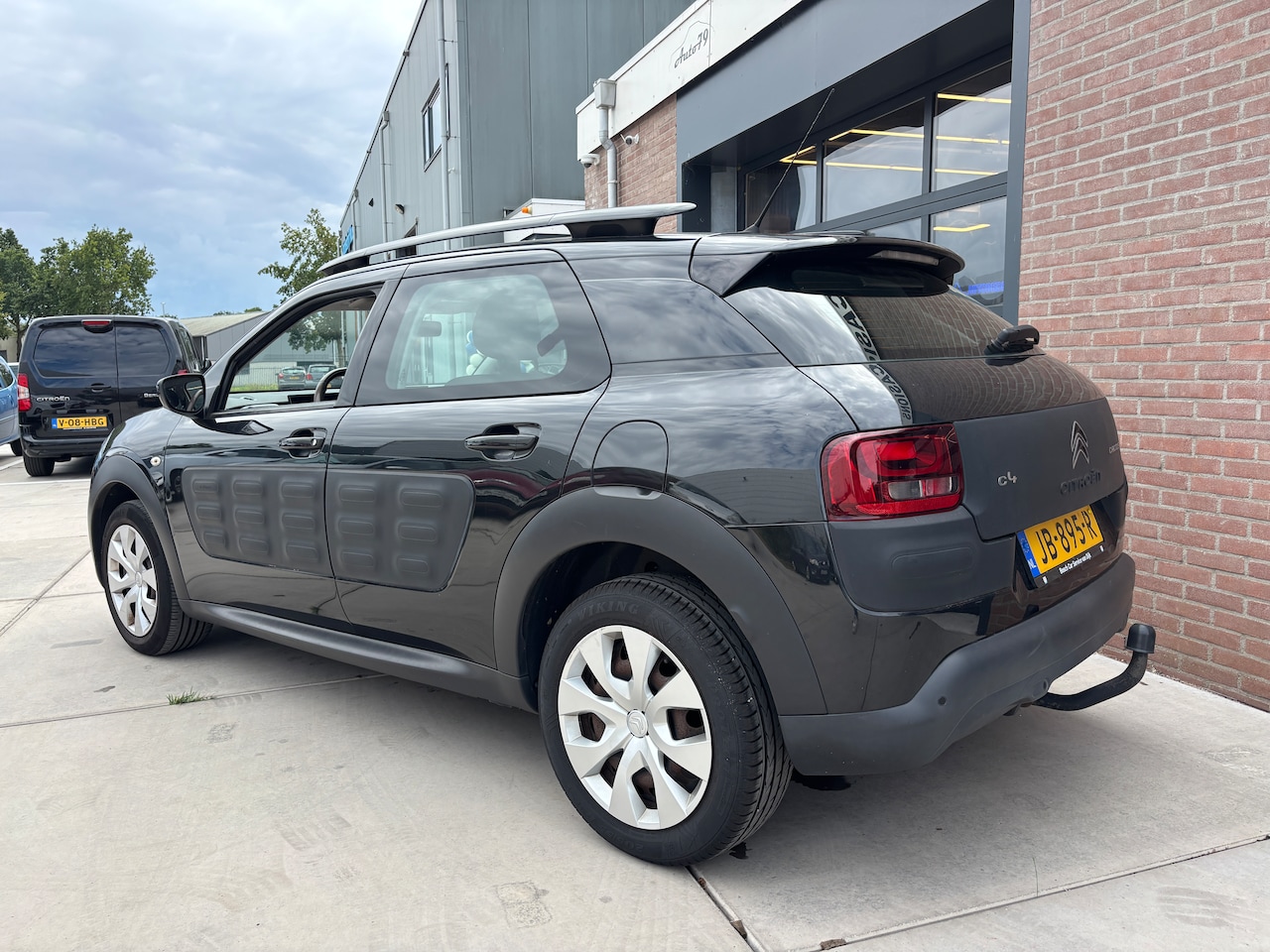 Citroën C4 Cactus - 1.2 PureTech Business | Org-NL auto. Navi. D-riem verv. Trekhaak