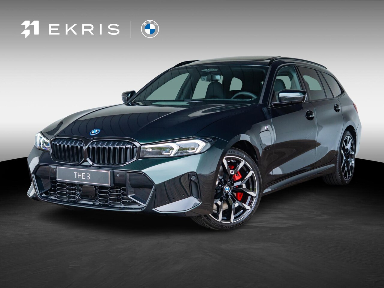 BMW 3-serie Touring - 330e High Executive | M Sportpakket Pro | Innovation Pack | Comfort Pack | Individual Lak - AutoWereld.nl