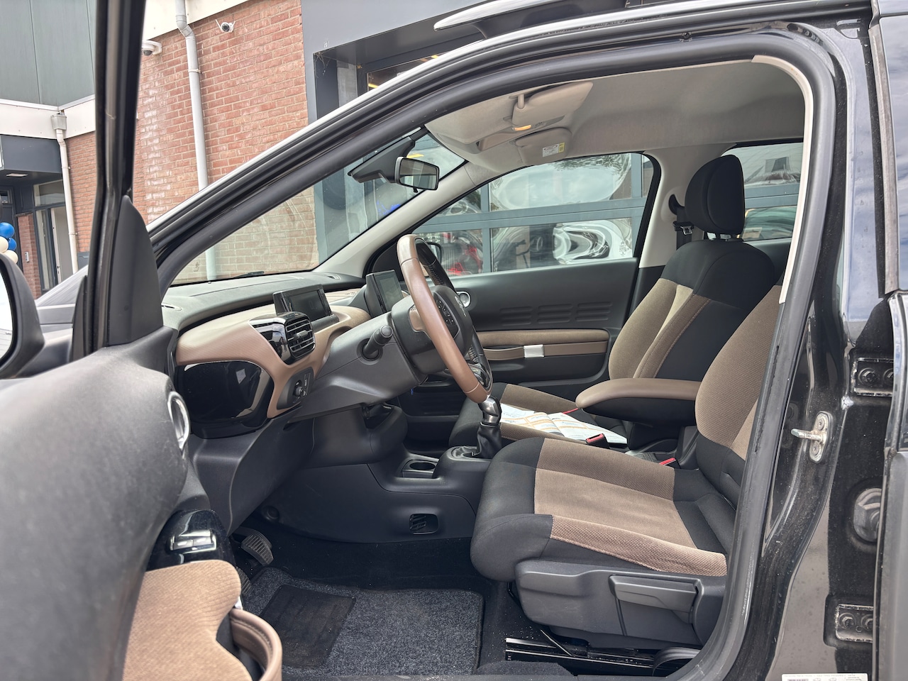 Citroën C4 Cactus - 1.2 PureTech Business | Org-NL auto. Navi. D-riem verv. Trekhaak