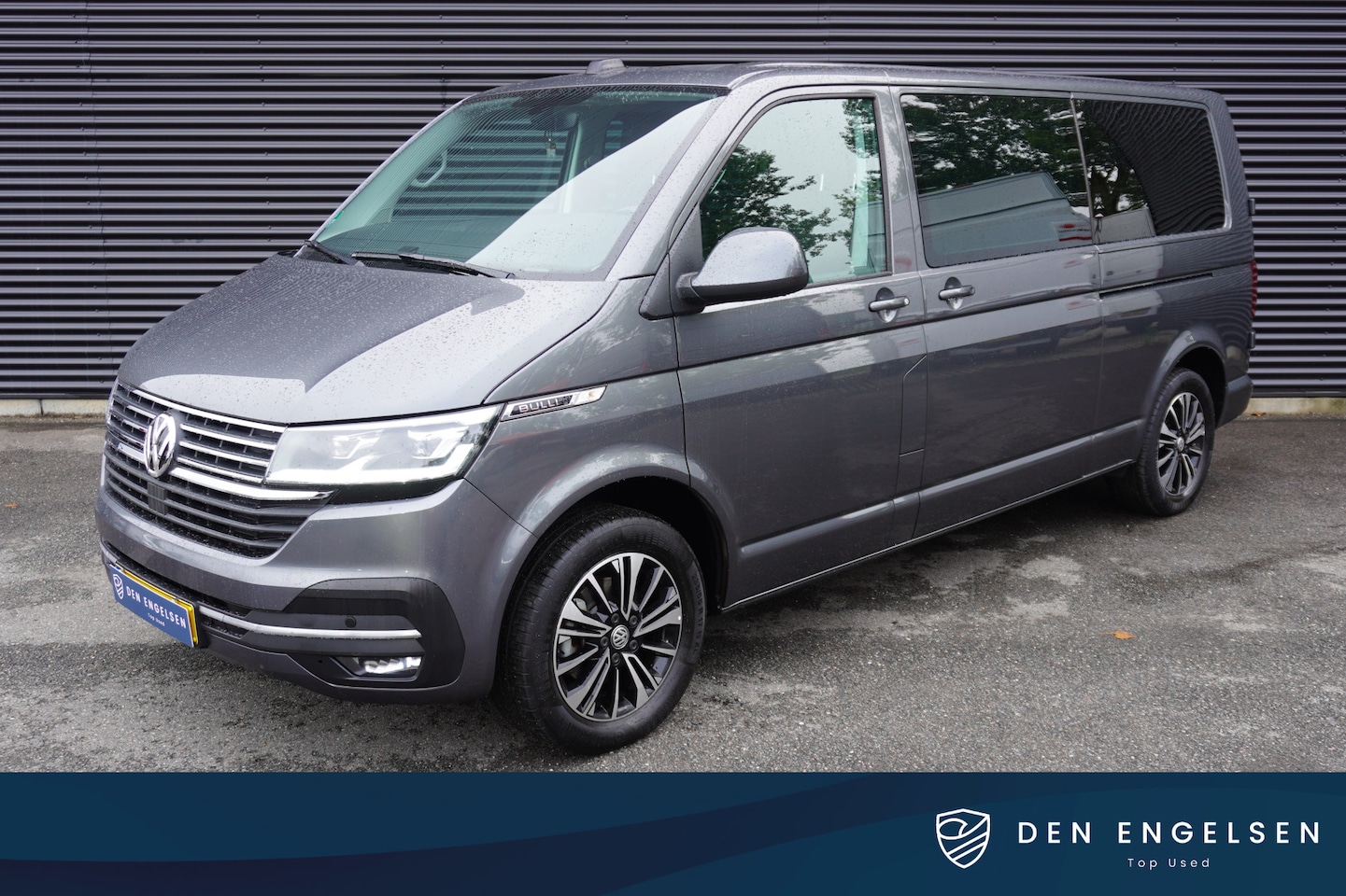 Volkswagen Transporter - Bulli 150pk Automaat Dubbele cabine 2x schuifdeur LED Apple carplay Camera parkeersensoren - AutoWereld.nl