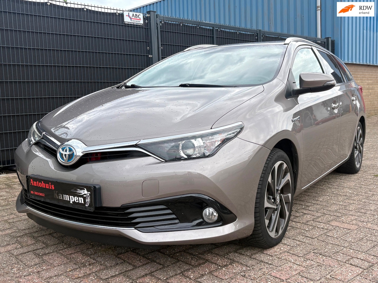 Toyota Auris Touring Sports - 1.8 Hybrid - AutoWereld.nl
