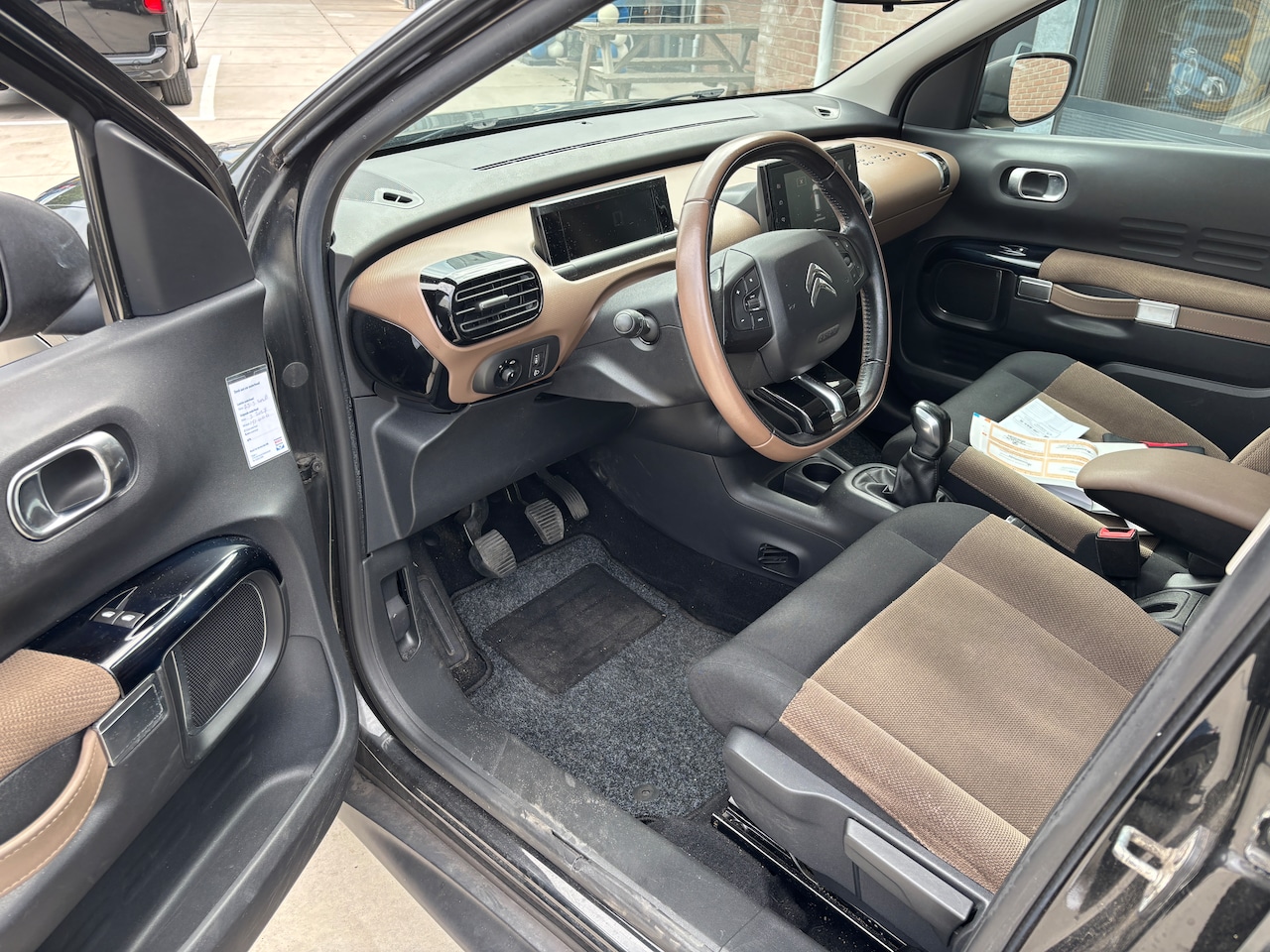 Citroën C4 Cactus - 1.2 PureTech Business | Org-NL auto. Navi. D-riem verv. Trekhaak