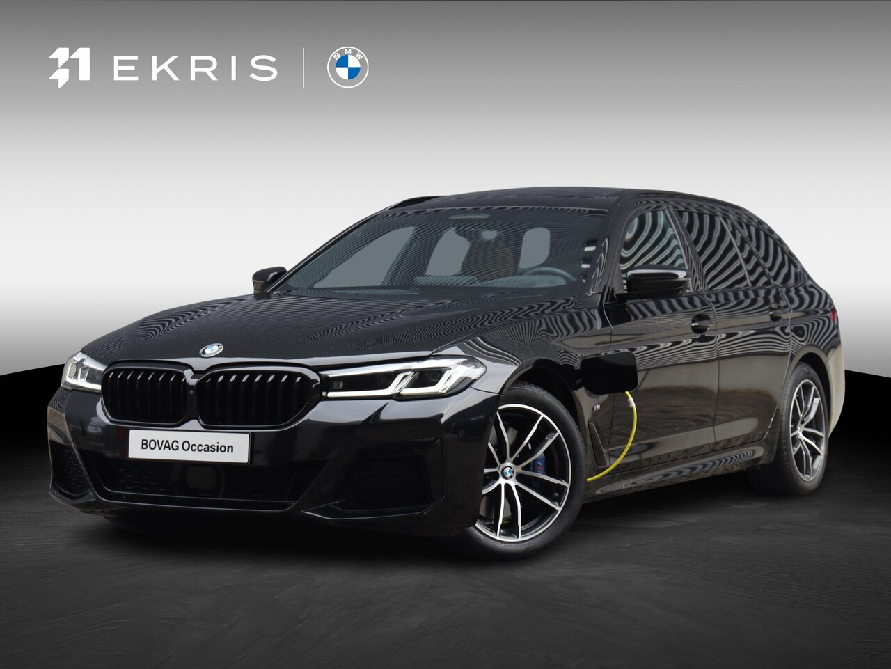 BMW 5-serie Touring - 530e | High Executive | Panodak | Head-Up | Driving Assistant Prof. | Adaptief Onderstel | - AutoWereld.nl