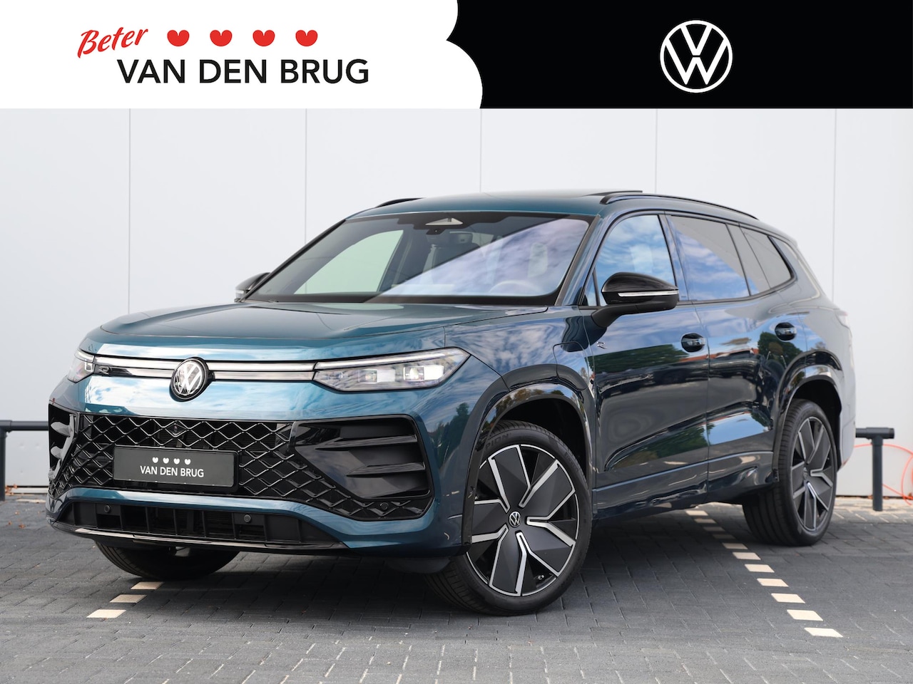Volkswagen Tayron - 1.5 eHybrid R-Line 204pk DSG | Harman Kardon | Black Style | Panoramadak | Lederen bekledi - AutoWereld.nl