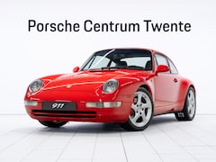 Porsche 911 - Carrera 4