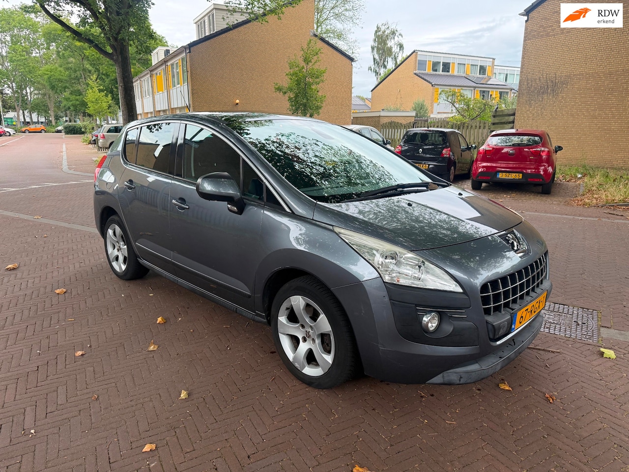 Peugeot 3008 - Tweede eigenaar / 113.000 NAP / Panorama dak / Leuke auto - AutoWereld.nl