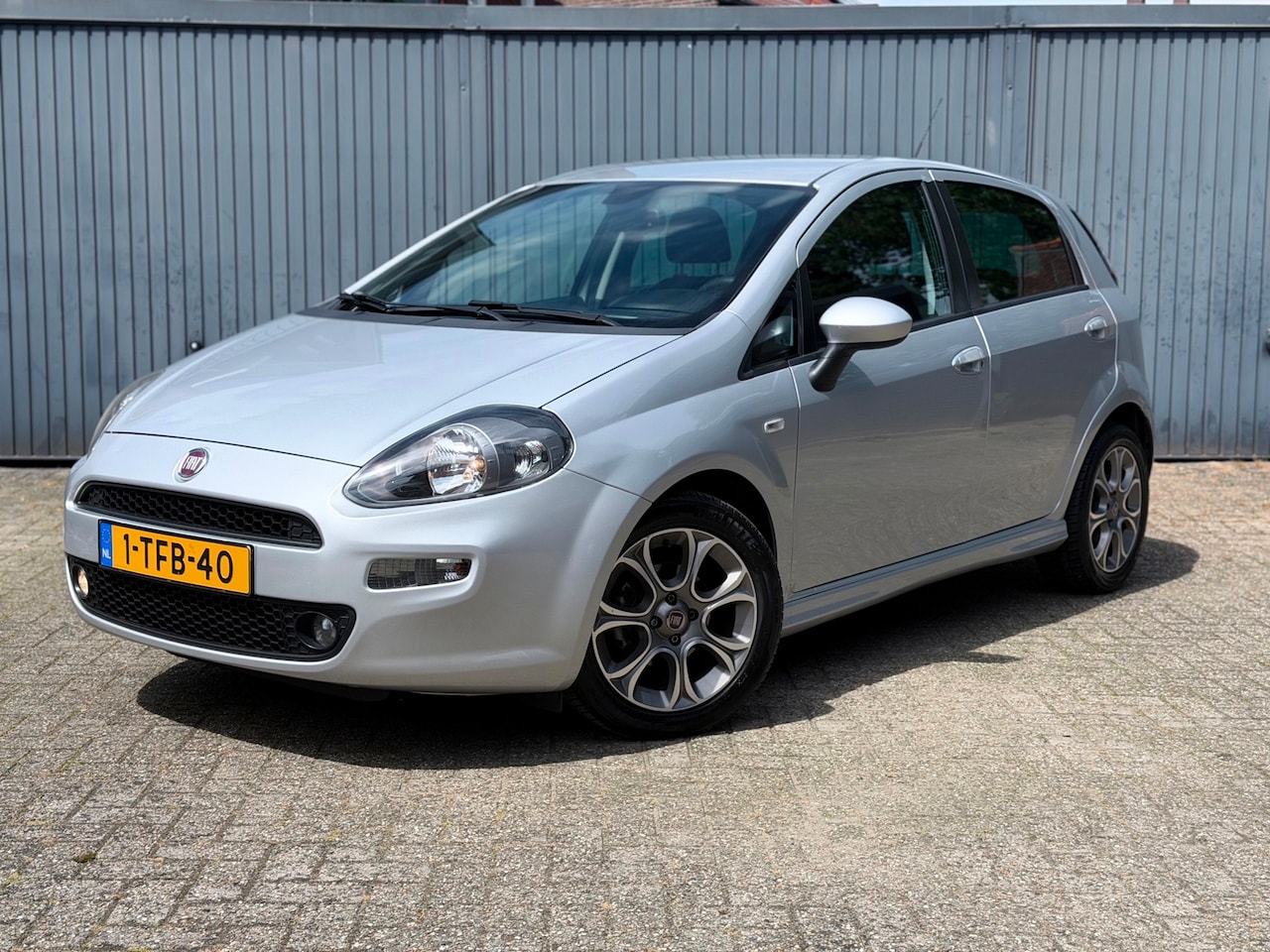 Fiat Punto Evo - 0.9 TwinAir Lounge | Climate | Nieuwe APK | NAP - AutoWereld.nl