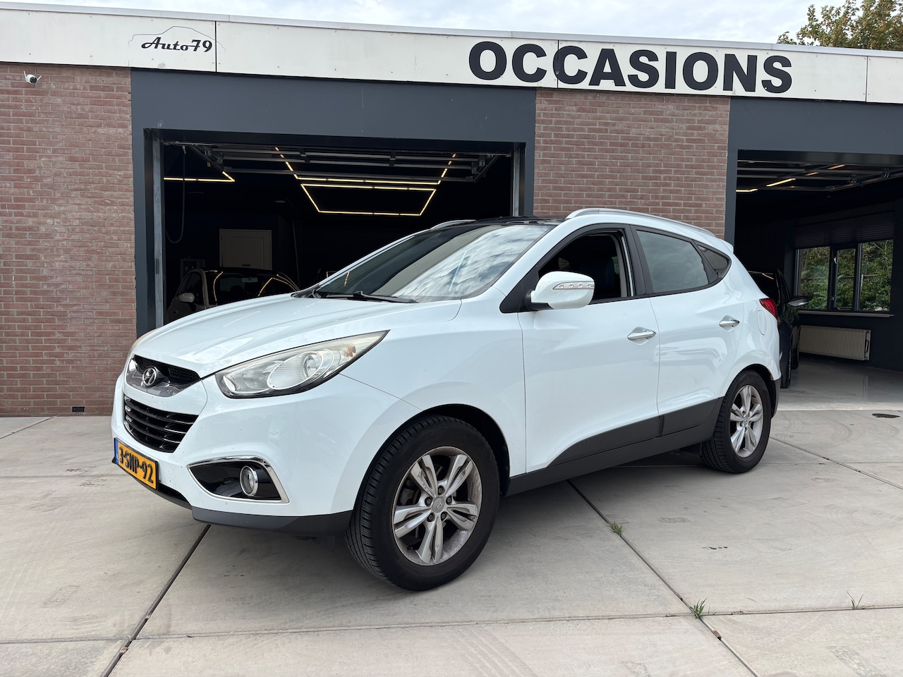 Hyundai ix35 - 2.0i i-Catcher | Pano. Leder. Trekhaak (1900kg). Navi.