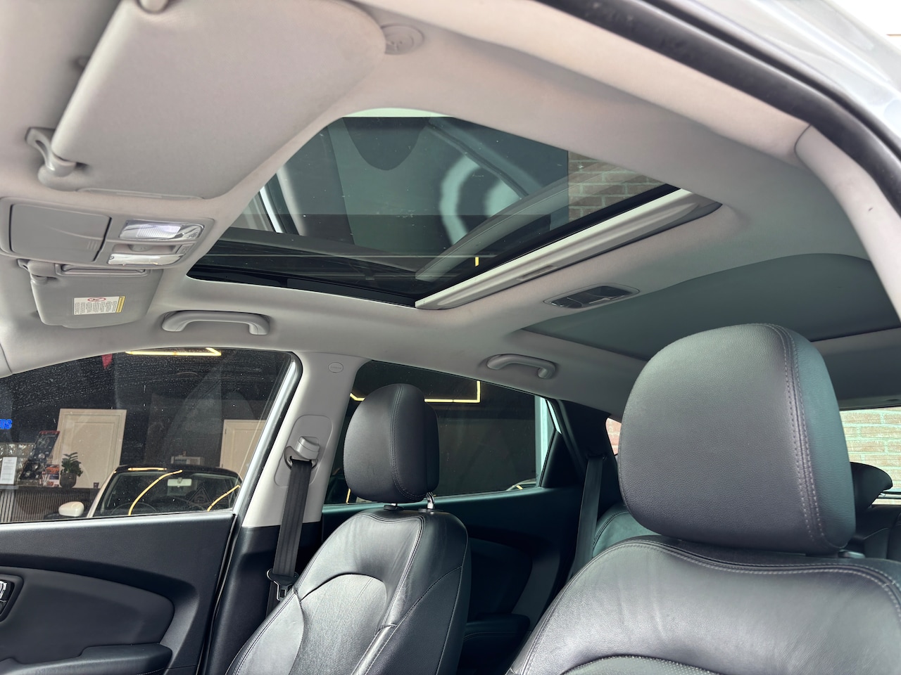 Hyundai ix35 - 2.0i i-Catcher | Pano. Leder. Trekhaak (1900kg). Navi.
