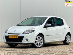 Renault Clio - 1.2 TCe Night & Day AIRCO/ NAP KILOMETERS IN TOPSTAAT