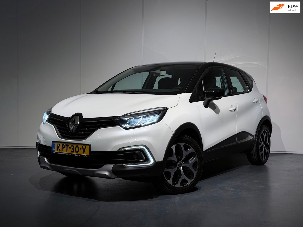 Renault Captur - 1.2 TCe Limited AUT /Clima/Cruise/PDC+Cam/NAVI/Keyless/LED/LMV - AutoWereld.nl