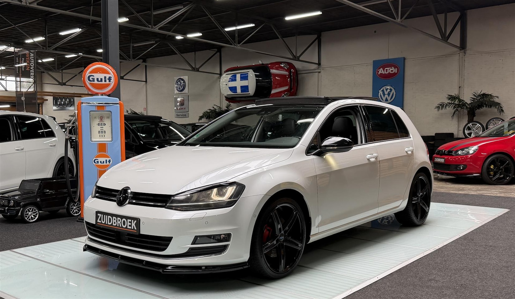 Volkswagen Golf - 1.4 TSI DSG | Xenon | Pano | Navi | Maxton | 5-Drs - AutoWereld.nl