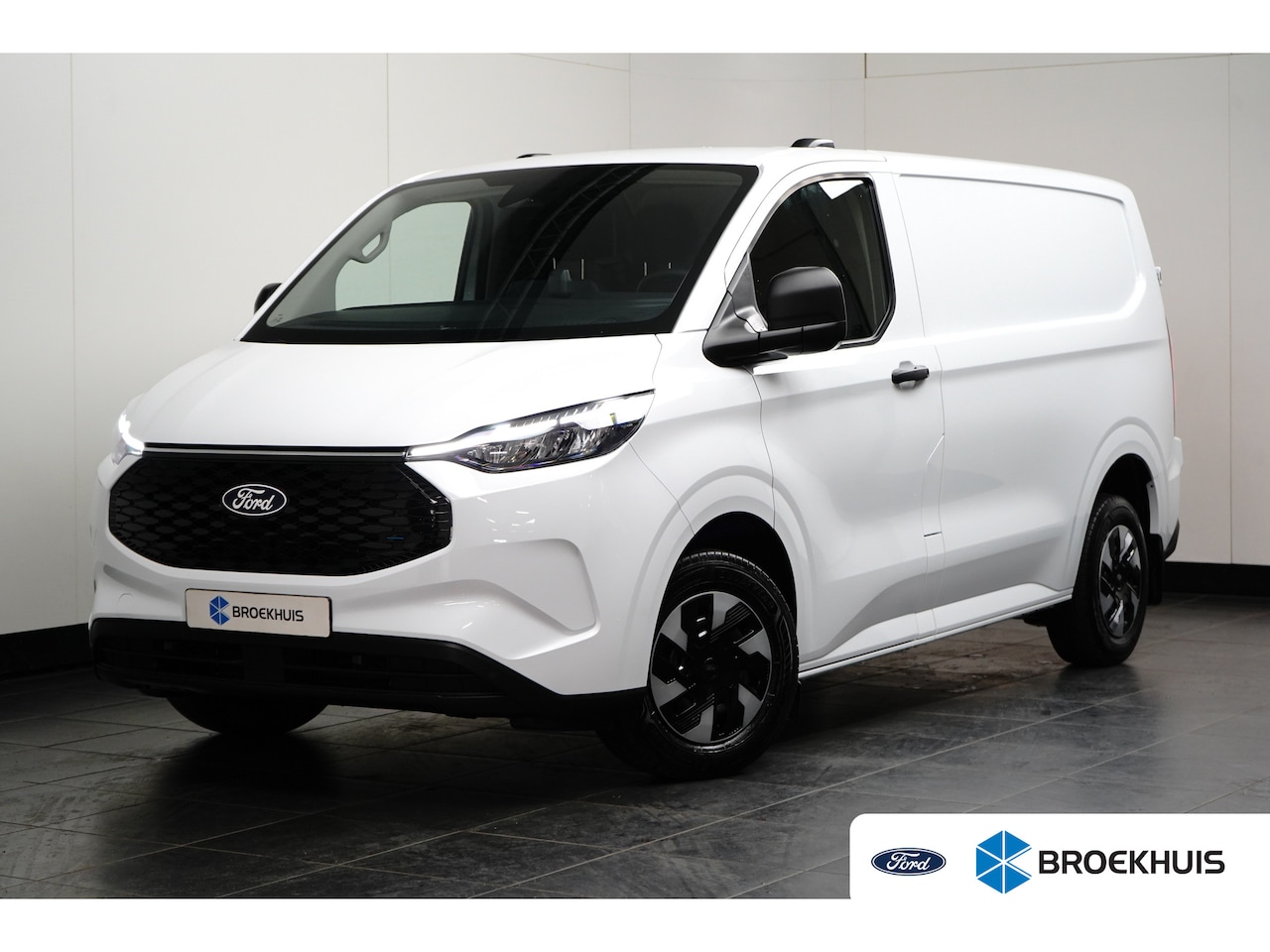 Ford Transit Custom - 340 L2H1 Trend 71 kWh - AutoWereld.nl