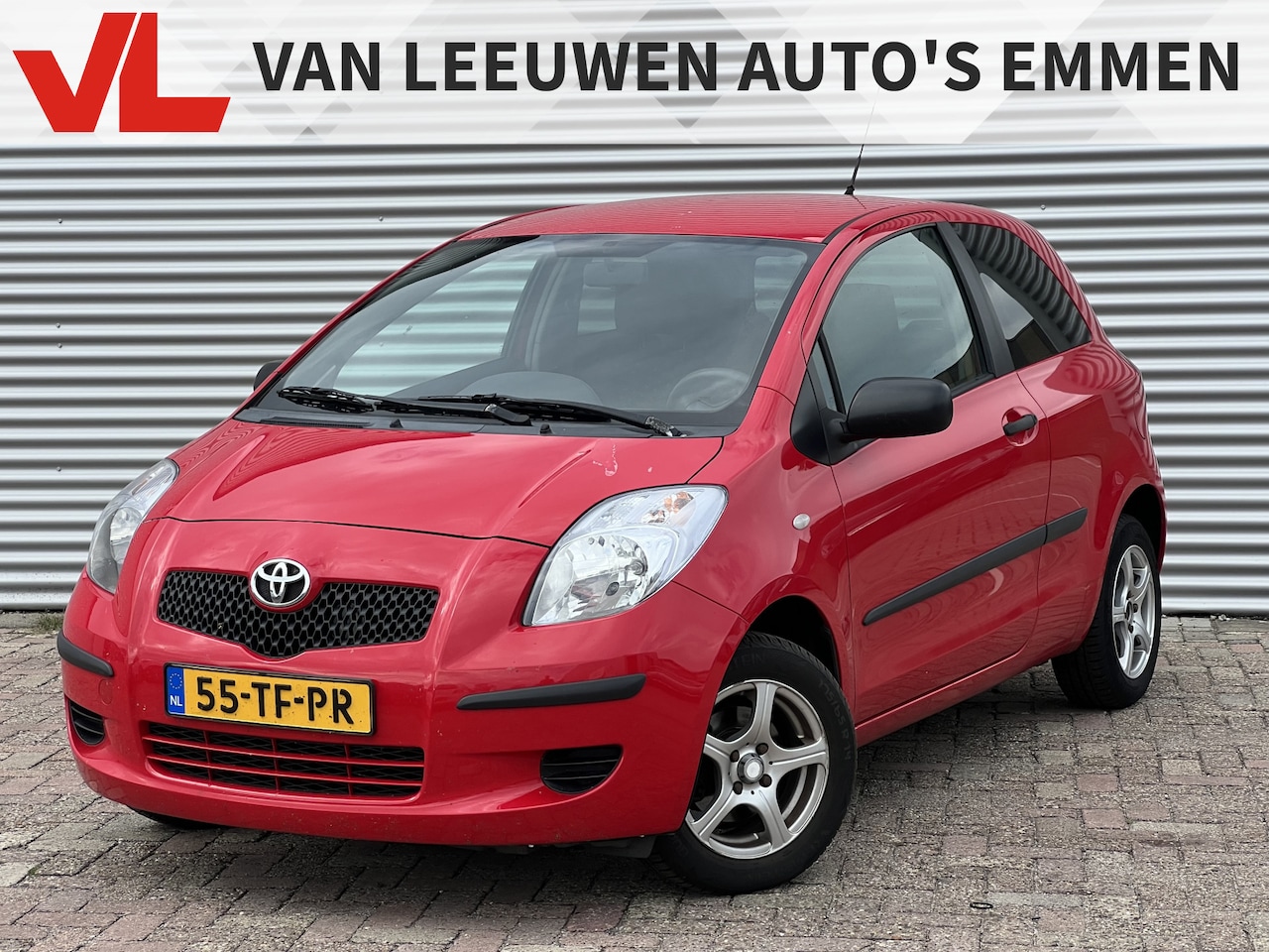 Toyota Yaris - 1.0 VVTi | Nieuw Binnen! | Lichtmetaal | Zuinig rijden | Apk 30-05-27 - AutoWereld.nl