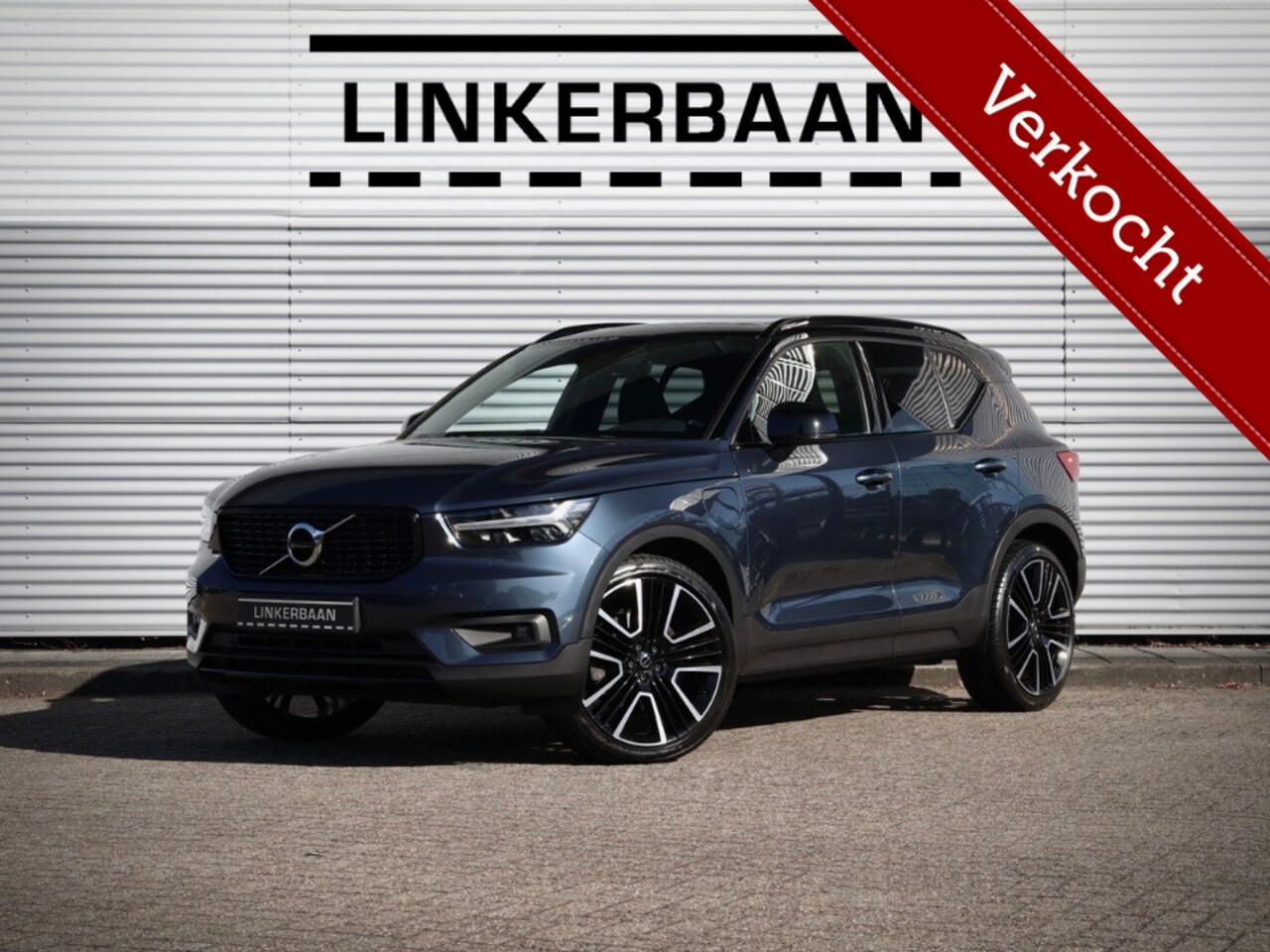Volvo XC40 - | T5 | R Design Recharge | SOH 95% | Panorama | Harman Kardon | Trekhaak | Camera | Memory - AutoWereld.nl