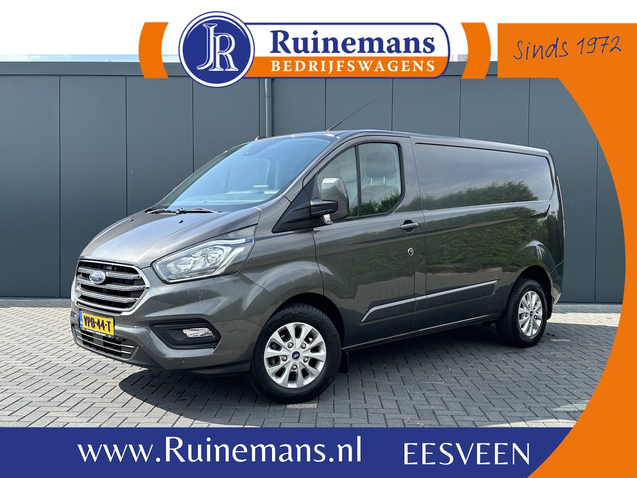 Ford Transit Custom - 2.0 TDCI 130 PK / L1H1 / 1e EIG. / 2.5 TONS TREKHAAK / CAMERA / CRUISE / AIRCO / STOELVERW - AutoWereld.nl