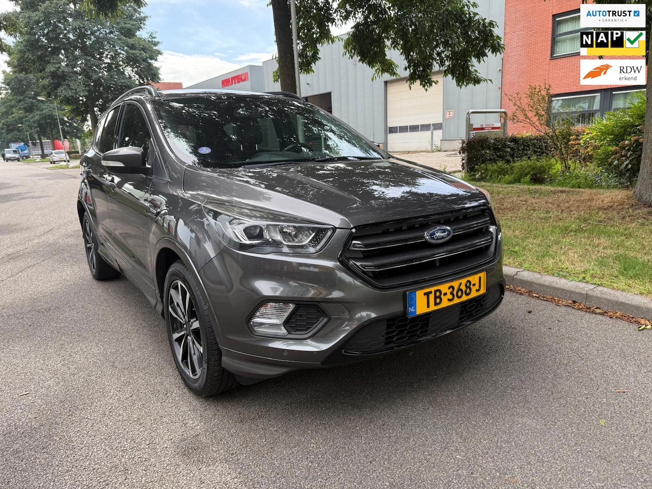 Ford Kuga - 1.5 EcoBoost ST-Line 1.5 EcoBoost ST Line - AutoWereld.nl