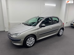 Peugeot 206 - 1.4 Air-line Automaat 5Drs Airco Nw Apk