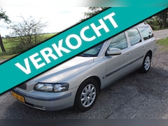 Volvo V70 - 2.4 Comfort Line // apk 03/2027 / dealer onderhouden //