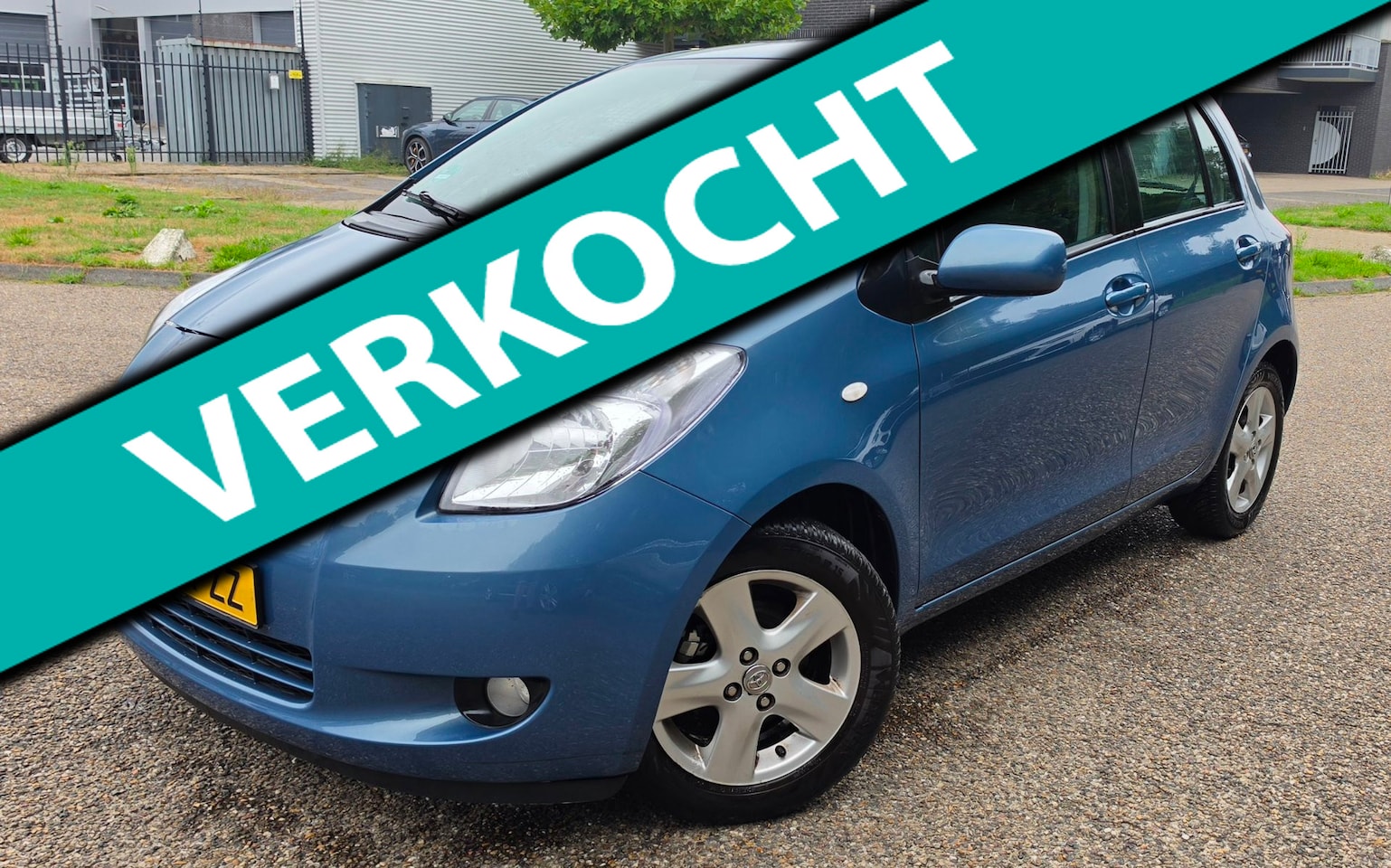 Toyota Yaris - 1.3 VVTi 87PK 5Drs Clima Elec pakket LM Velgen 4 cilinder Nette auto - AutoWereld.nl