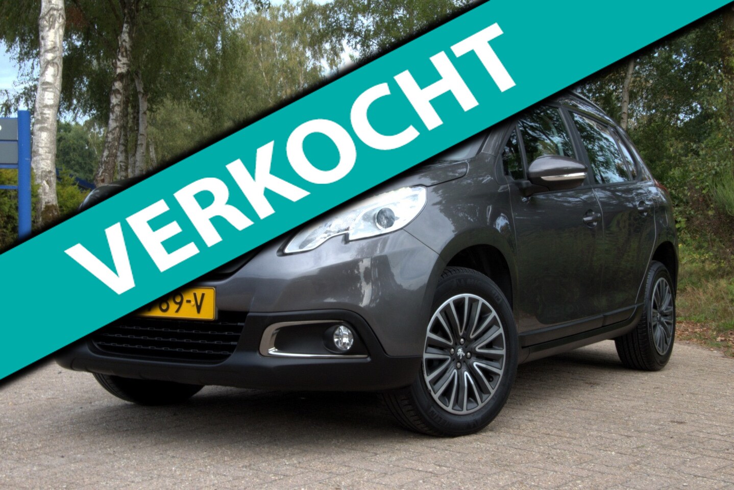 Peugeot 2008 - 1.2 PureTech Blue Lion 1.2 PureTech Blue Lion, NAP, Trekhaak, Cruise, Navi,Pdc - AutoWereld.nl
