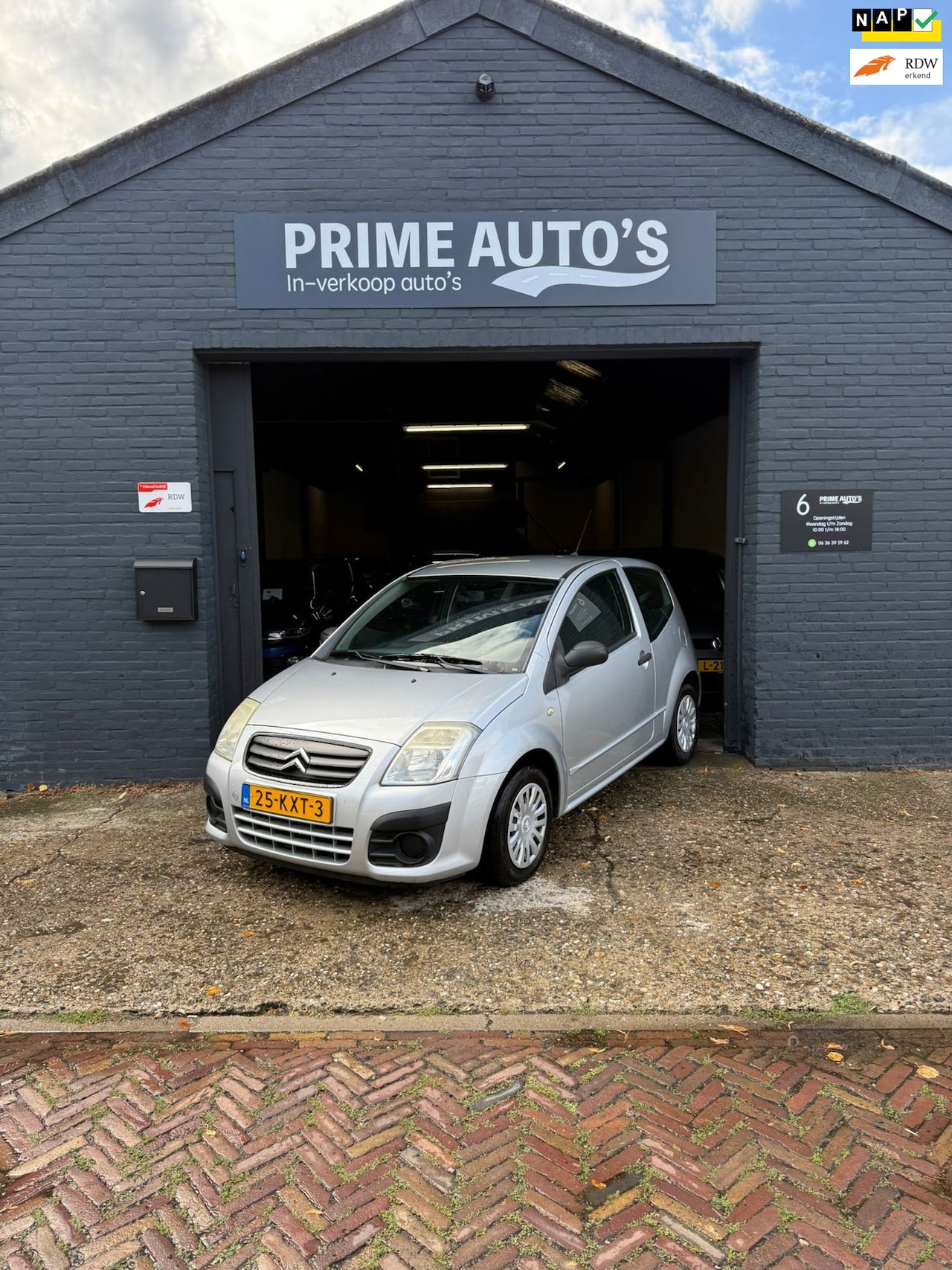 Citroën C2 - 1.1i Airco | Parkeersensor| Achteruitrijcam. 2010 - AutoWereld.nl
