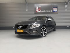 Volvo V60 - 1.5 T3 R-DESIGN/NAVI/PDC/TREKH/STOEL VOORRUIT VERW/enz