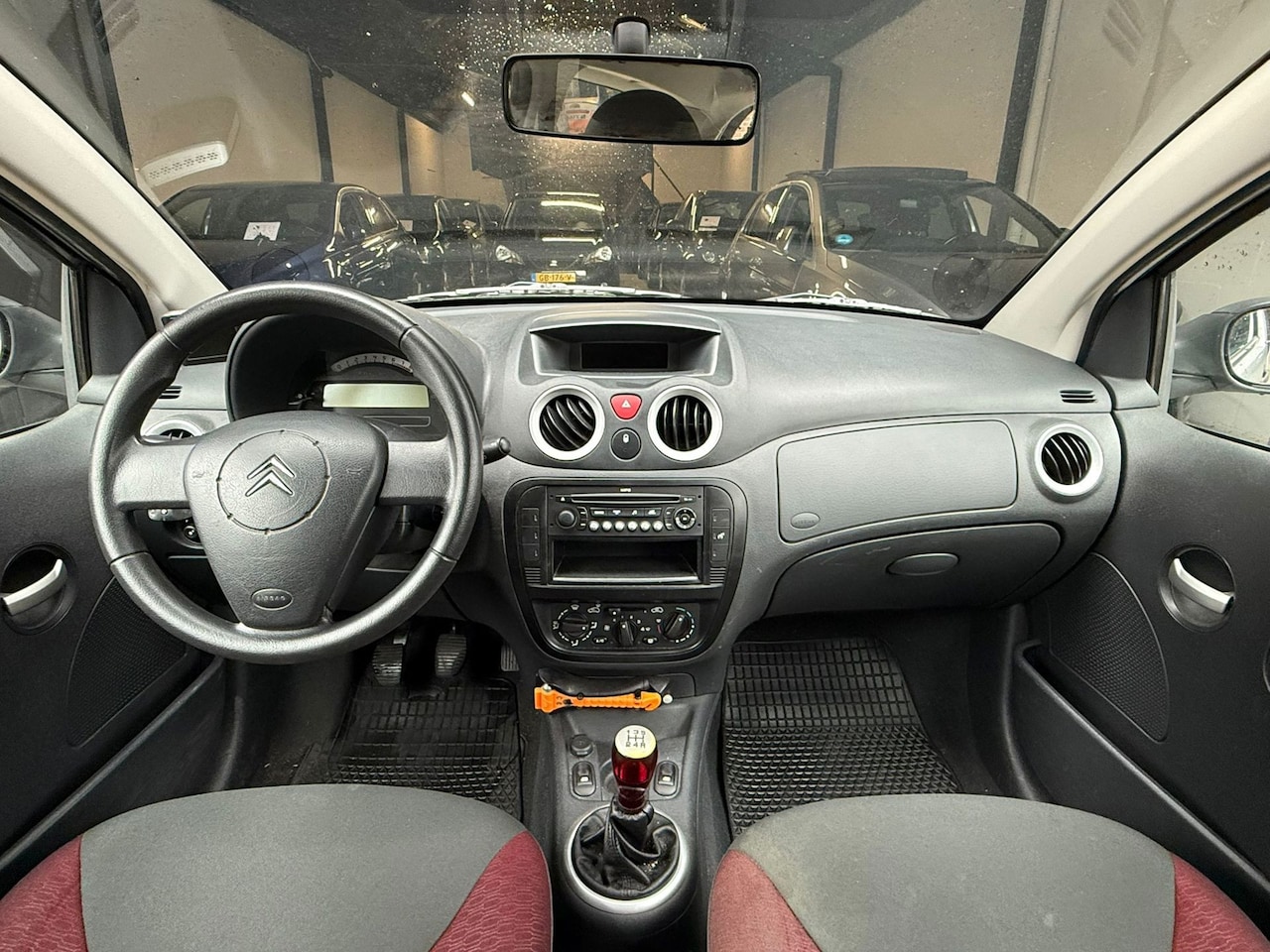 Citroën C2 - 1.1i Airco | Parkeersensor| Achteruitrijcam. 2010 - AutoWereld.nl
