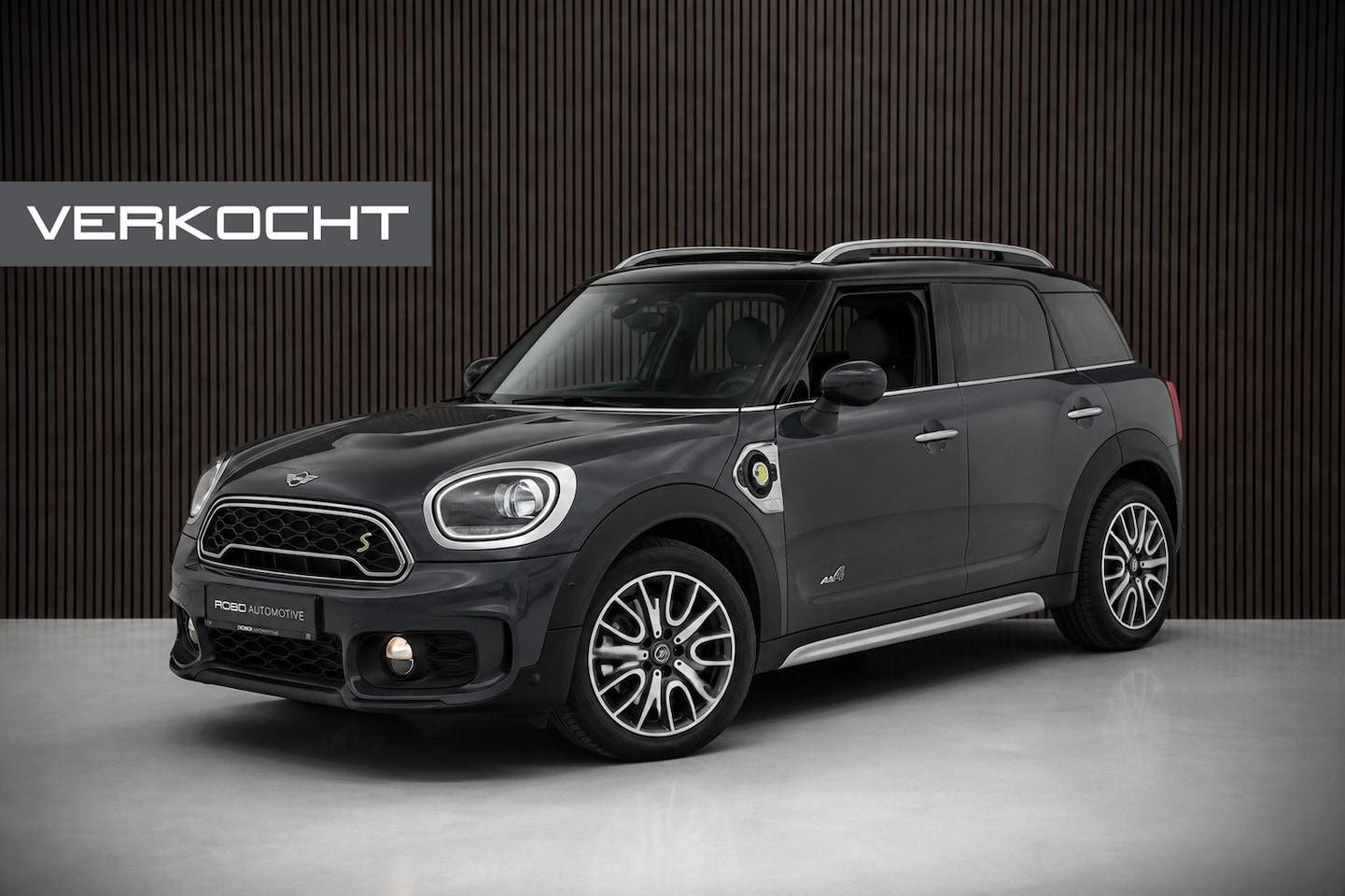 MINI Countryman - 1.5 Cooper S E ALL4 Salt John Cooper Works | Panoramadak | Stoelverwarming | Cruise Contro - AutoWereld.nl