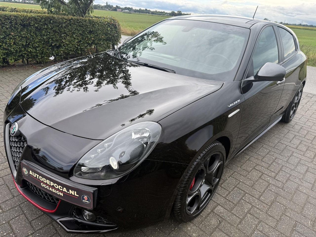 Alfa Romeo Giulietta - 1.750 Turbo Veloce Nero Etna - Panorama dak - Bose - AutoWereld.nl