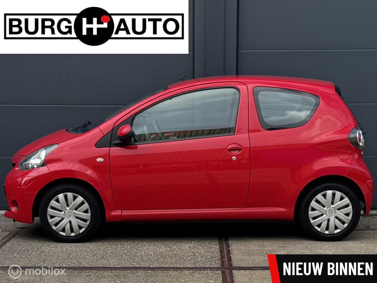 Toyota Aygo - 1.0 VVT-i Access 3 deurs - APK TM 17-08-2027 - AIRCO - EL. RAMEN - LED - CENTRALE DEURVERG - AutoWereld.nl
