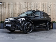Volkswagen Tiguan - 1.5 eTSI R-Line *Pano*H/K*360 Camera*Head-Up*Keyless*Trekhaak