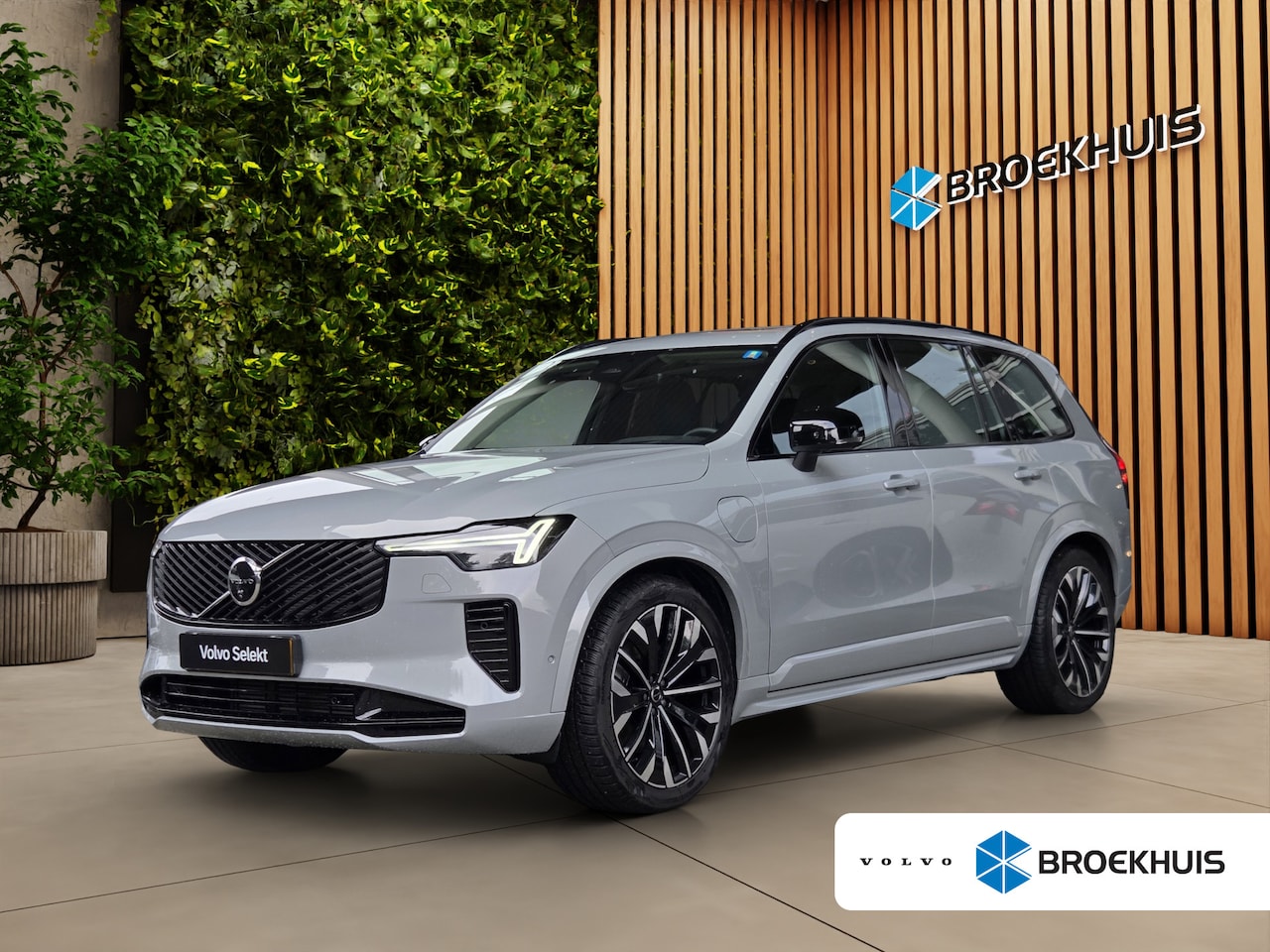 Volvo XC90 - 2.0 T8 Plug-in hybrid AWD Ultra Dark | Luchtvering | Bowers&Wilkins | Trekhaak | Massage/v - AutoWereld.nl