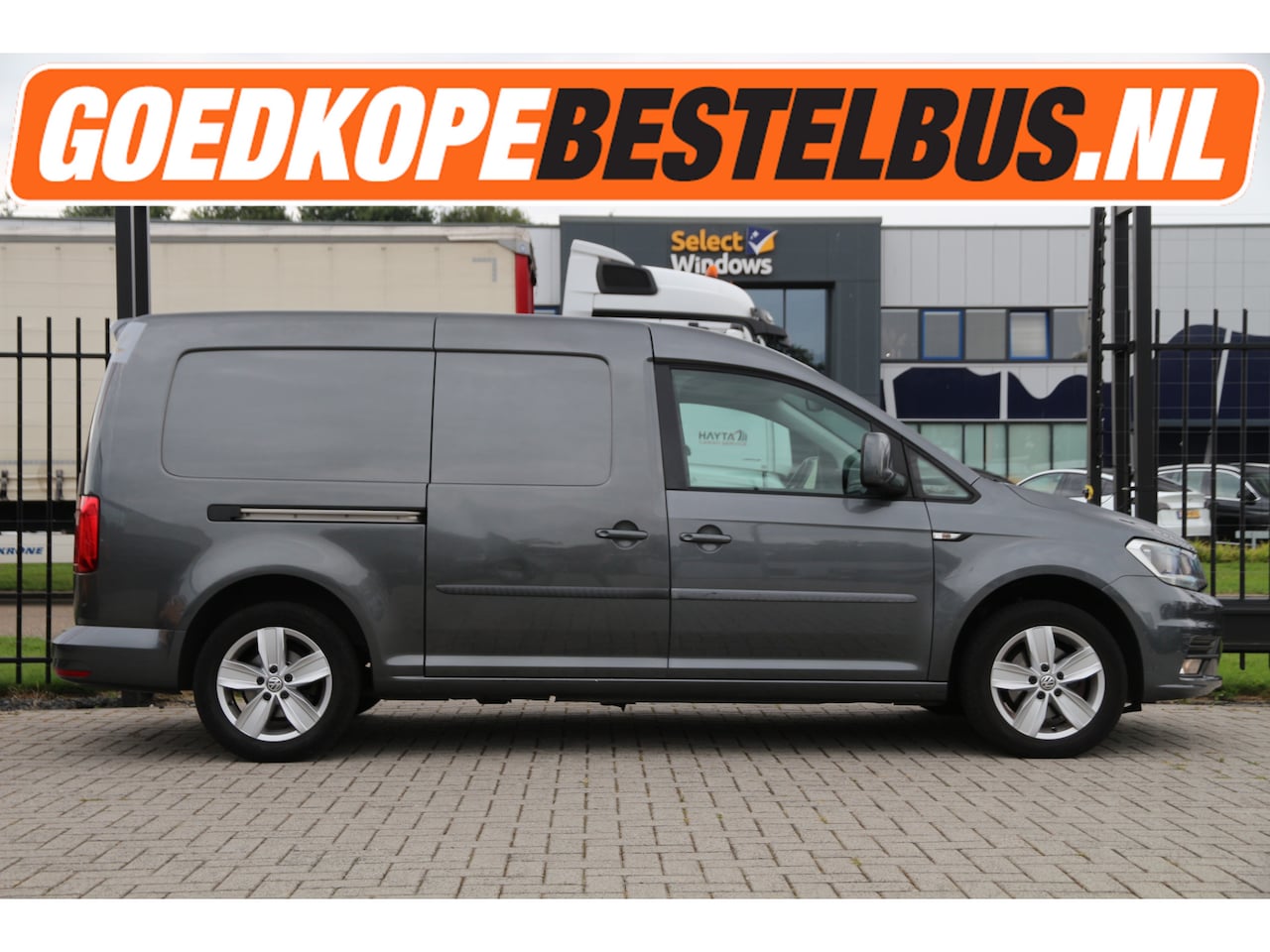 Volkswagen Caddy Maxi - 2.0 TDI / 2x Schuifdeur / EURO6 / Trekhaak / Airco!! - AutoWereld.nl
