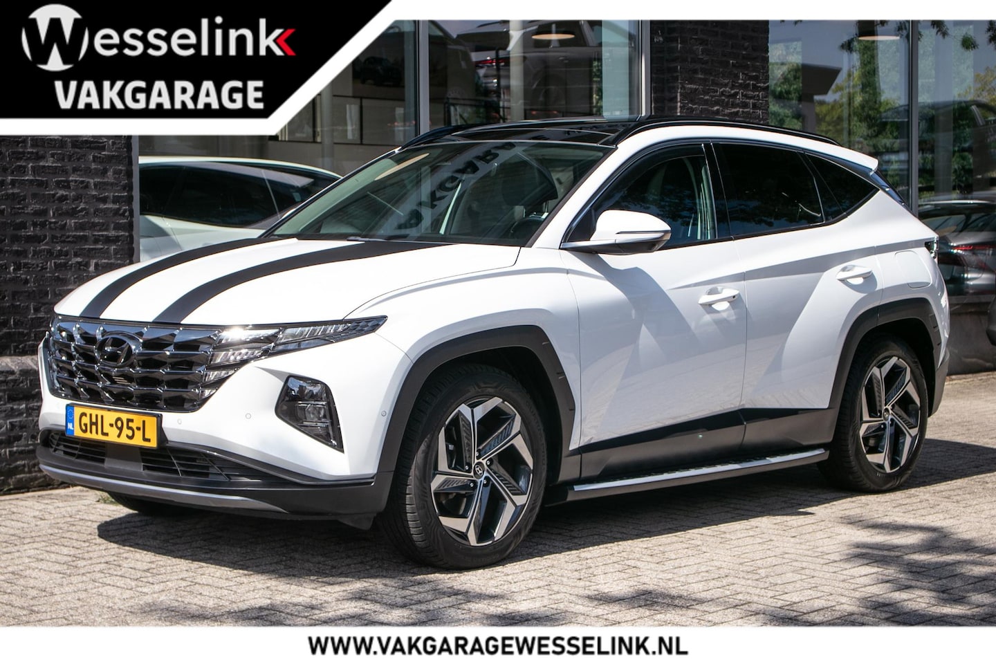 Hyundai Tucson - 1.6 T-GDI PHEV Premium Sky 4WD | Panorama | Leder | All Season banden | - AutoWereld.nl
