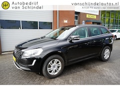Volvo XC60 - 2.0 D4 191PK FWD MOMENTUM CAMERA TREKHAAK STOELVERWARMING NAVIGATIE 1/2 LEDER CLIMA CRUISE