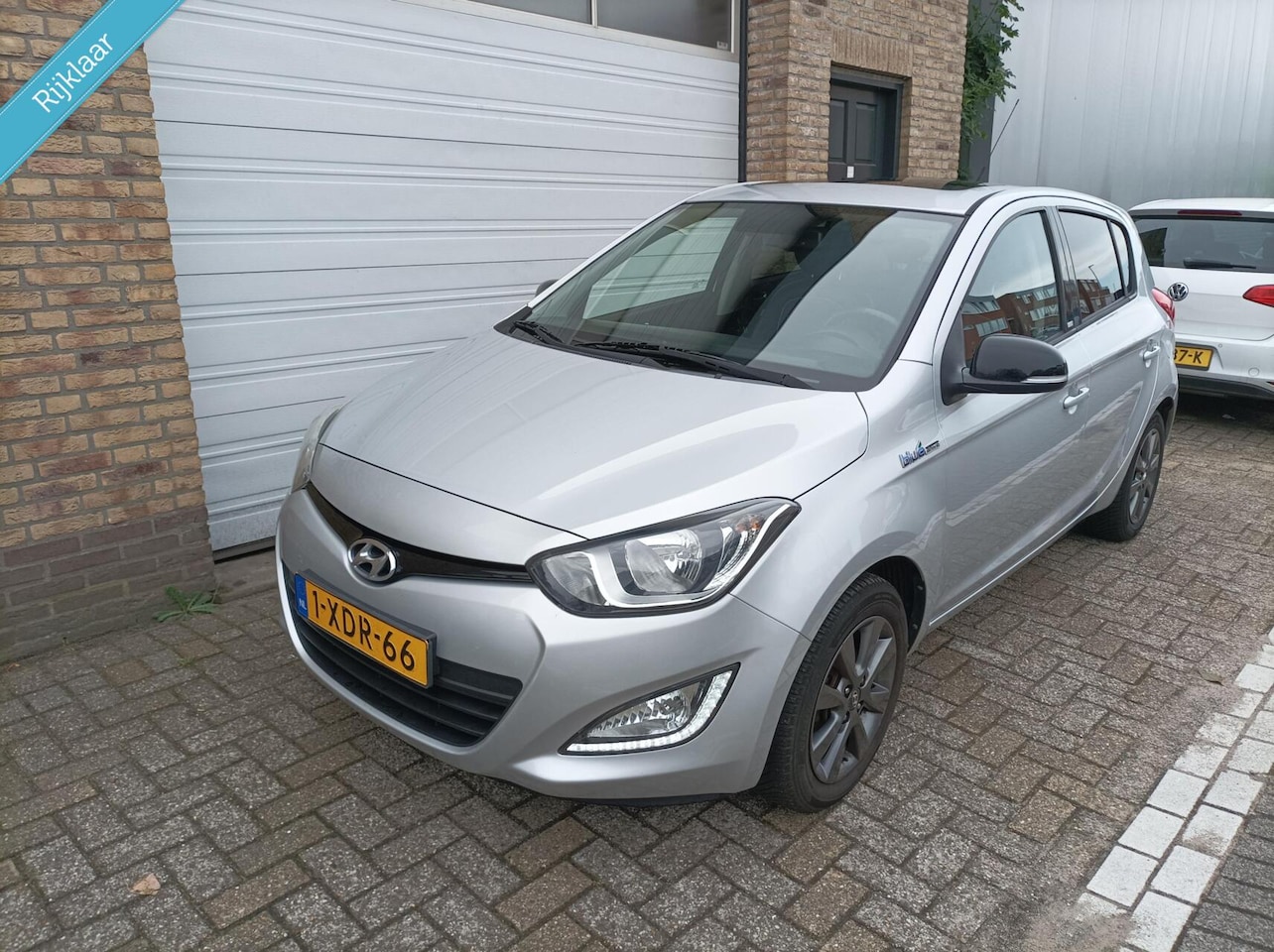 Hyundai i20 - 1.2i Go! Plus Airco Navi Leer Cruise APK 8-2027 - AutoWereld.nl