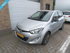 Hyundai i20 - 1.2i Go Plus Airco Navi Leer Cruise APK 8-2027