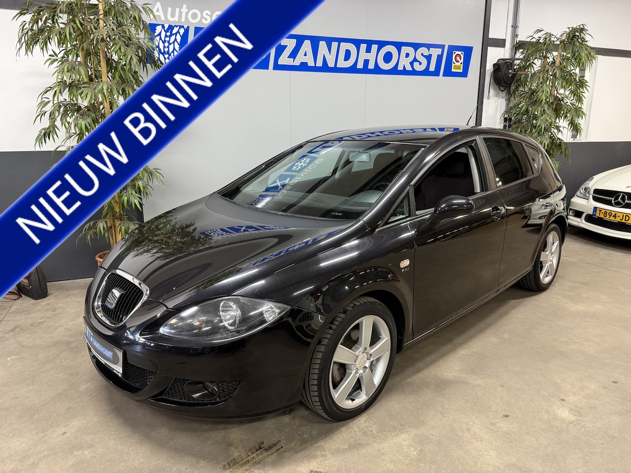 SEAT Leon - 2.0 FSI Stylance // incl. nieuwe APK!!! - AutoWereld.nl