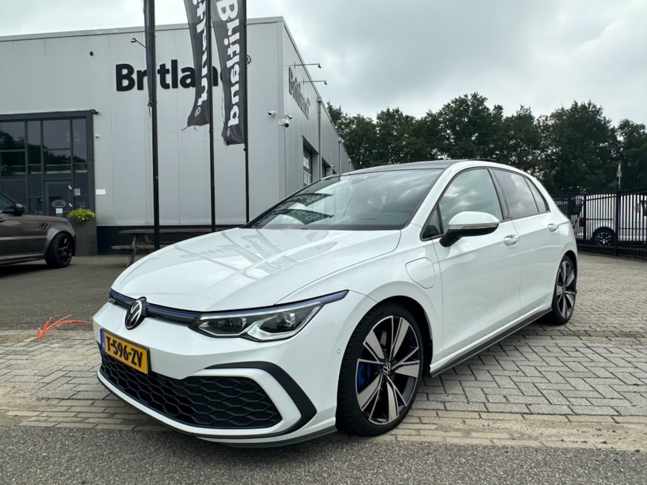 Volkswagen Golf - 1.4 eHybrid GTE 2021 *BTW *Pano *Adaptive *IQ light *18inch - AutoWereld.nl
