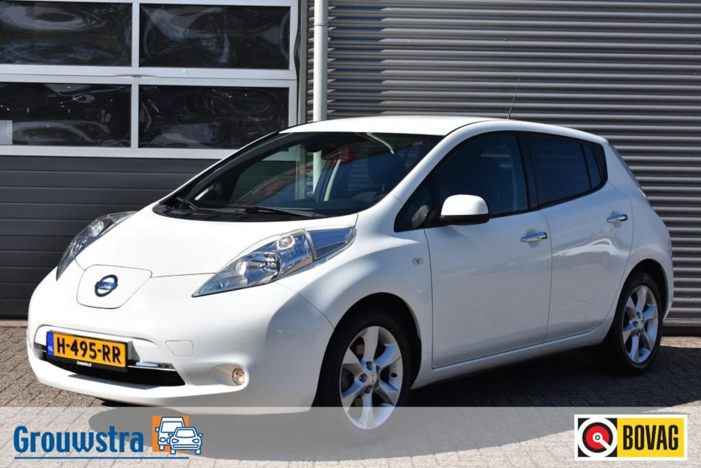 Nissan LEAF - ACENTA 30 KWH / 249 p/m lease / CARPLAY / CAMERA / STUUR/STOELVERW. - AutoWereld.nl