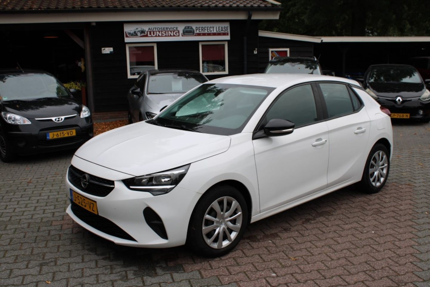 Opel Corsa - 1.2 EDITION - Airco Carplay Cruise - AutoWereld.nl