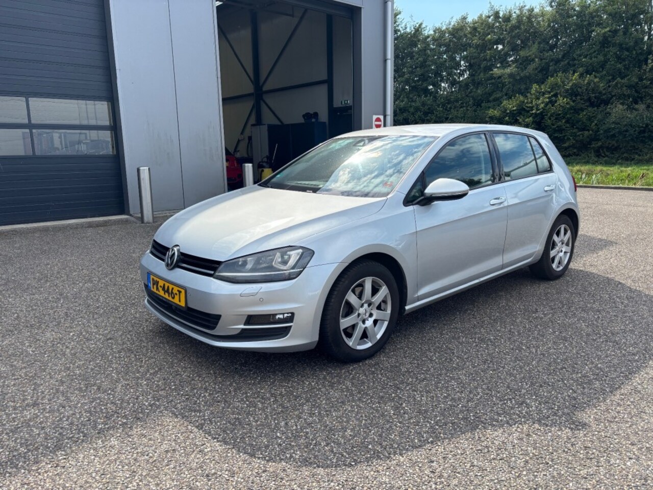 Volkswagen Golf - 1.6 TDI 105PK 5-Deurs Metallic - AutoWereld.nl