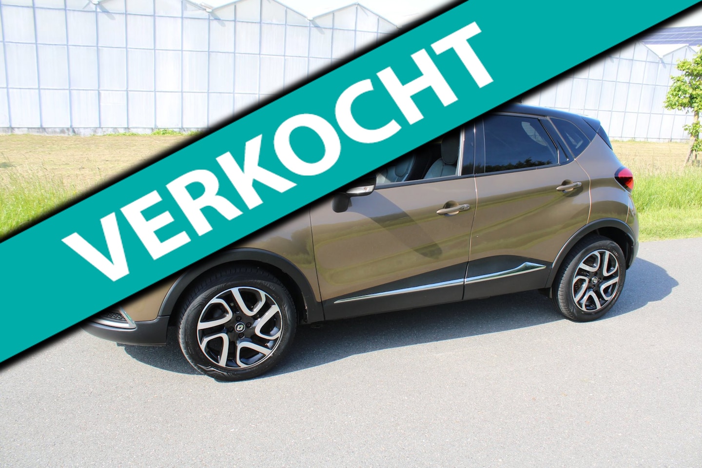 Renault Captur - 0.9 TCe Xmod met Leder en Navigatie - AutoWereld.nl