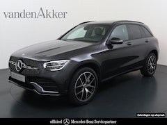 Mercedes-Benz GLC-klasse - 300e AMG // SoH 96% // Panoramadak // Trekhaak // Memory // Headup // 360 Camera // Digita